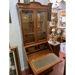 Comoda secreter clasica con vitrina alta