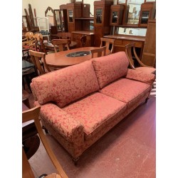 Sofa 3/p clasico pata torneada