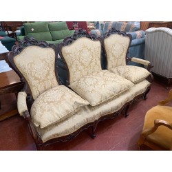 Sofa antiguo isabelino con tallas