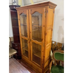 Vitrina pino miel 2/p 1/c