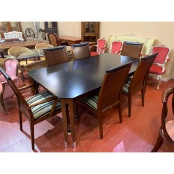 Mesa comedor de la firma Hurtado + silleria