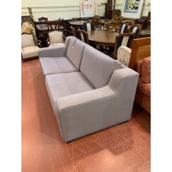 Sofa moderno 3/p tap chenilla gris