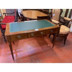 Mesa despacho clasica sobre piel 2/c