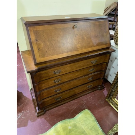 Comoda secreter firma Creaciones Gimenez