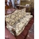Sofa 3/p madera vista tap flores beige