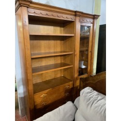 Estanteria libreria madera maciza con vitrina