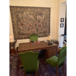 Despacho antiguo en madera de nogal