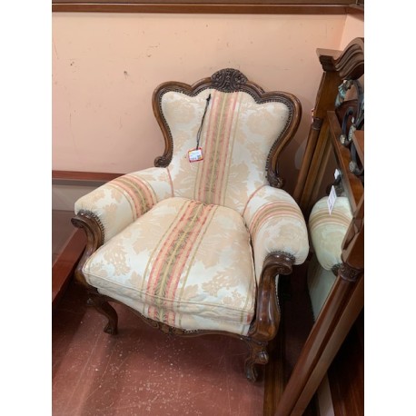 Butaca clasica madera vista tap rayas beige