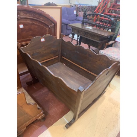 Cuna balancin de madera