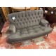 Sofa descalzador pata torneada tap marron con capitone