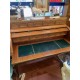 Secreter estilo frances con bronces madera nogal