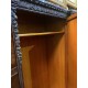 Armario antiguo en madera de nogal macizo con espejos