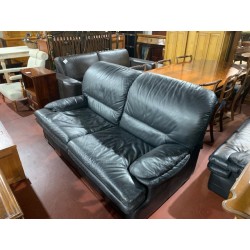 Sofas 3+2 en piel negros